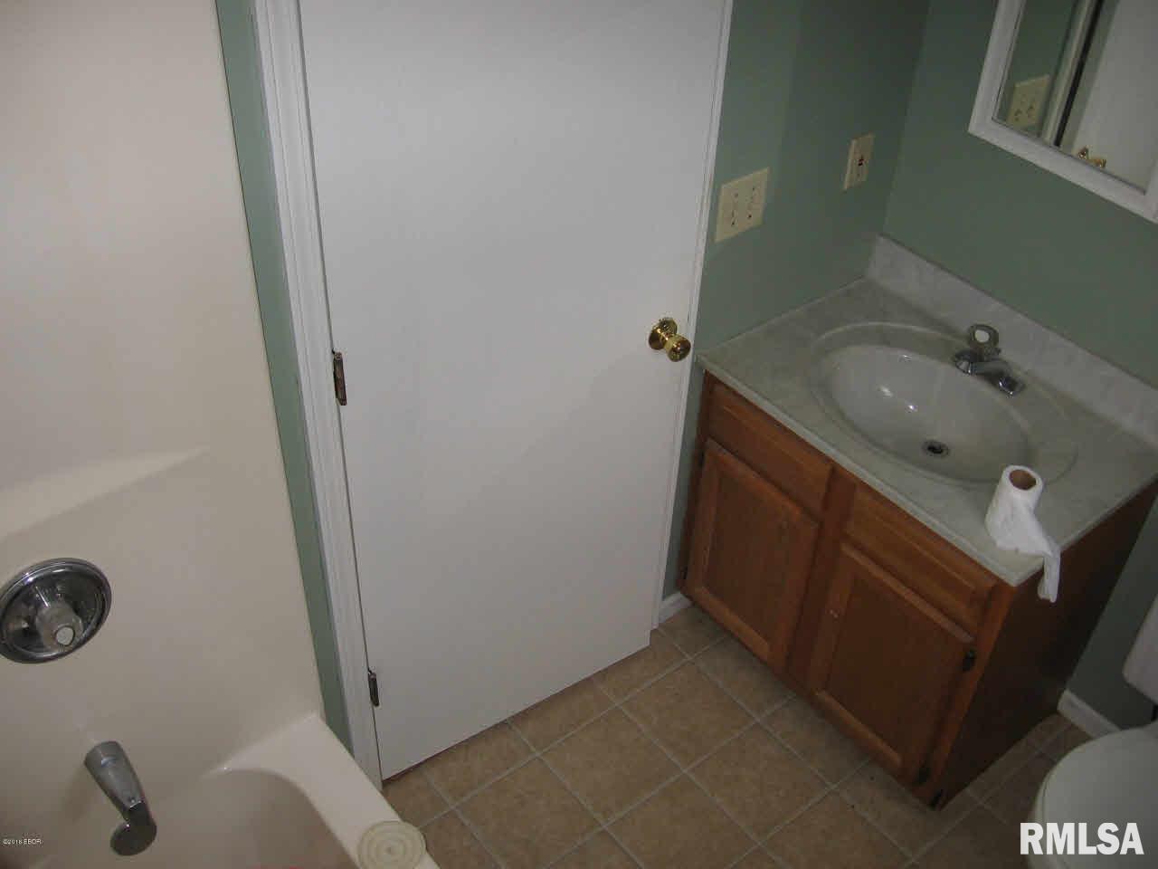 2418 Shagbark Road Salem, IL 62881 - Photo 16 of 22