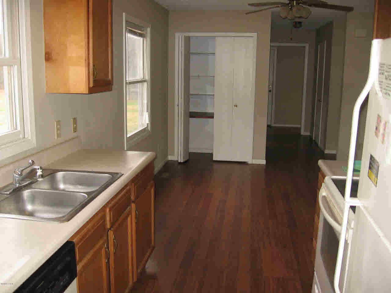 2418 Shagbark Road Salem, IL 62881 - Photo 4 of 22
