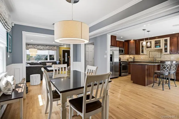 $5,200 | 296 Euston Road South, Garden City, NY 11530