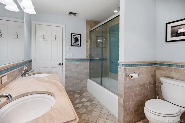 $5,200 | 296 Euston Road South, Garden City, NY 11530