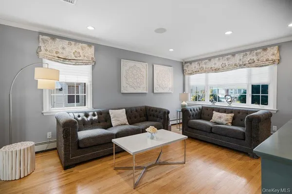 $5,200 | 296 Euston Road South, Garden City, NY 11530