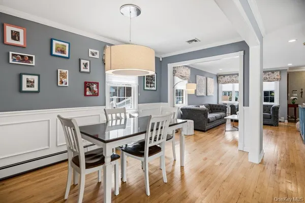 $5,200 | 296 Euston Road South, Garden City, NY 11530