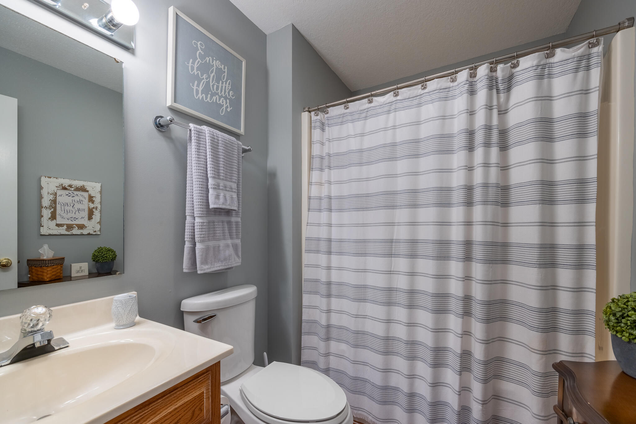 106 Legacy Drive Madisonville, TN 37354 - Photo 20 of 37 106 Legacy - 21
