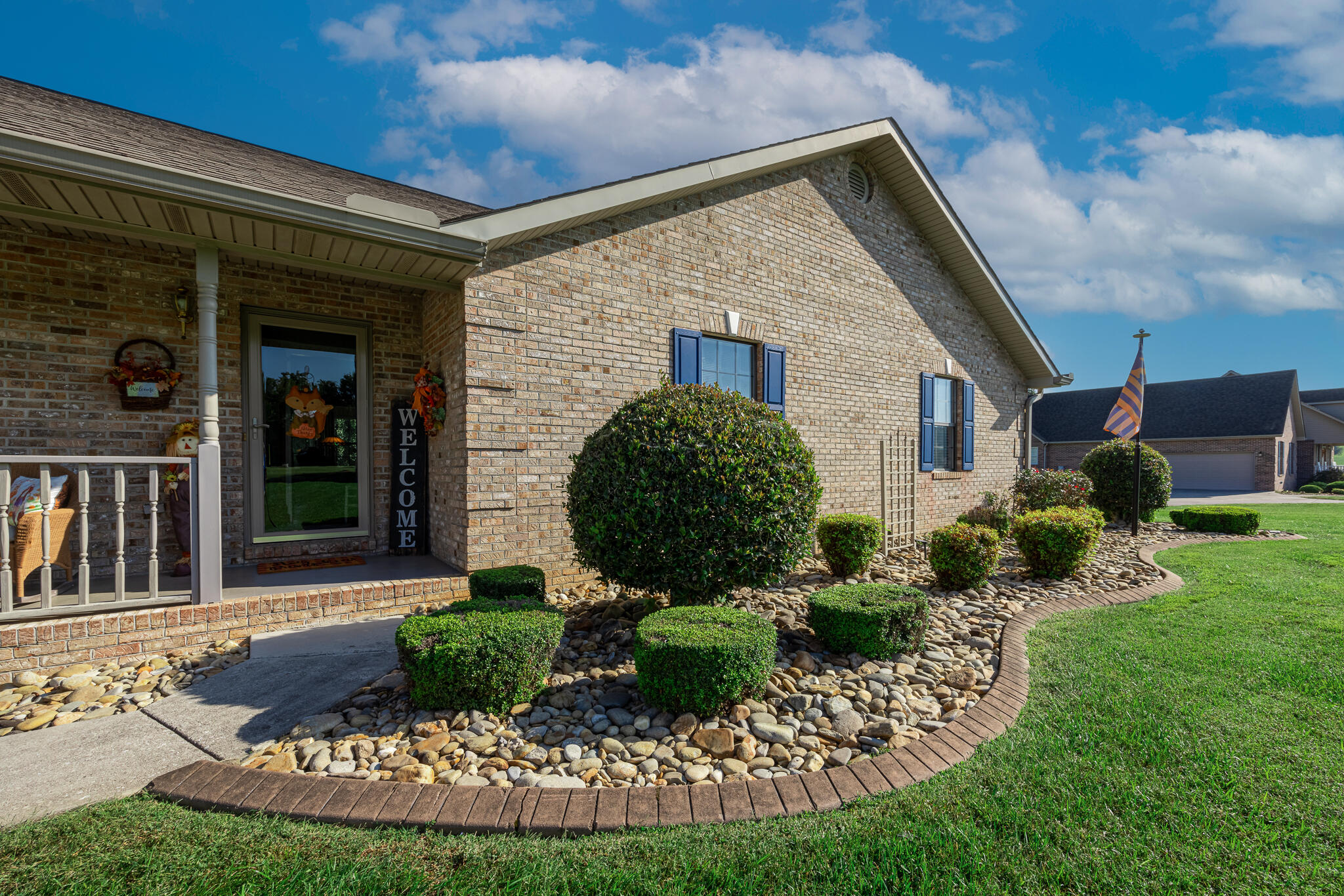 106 Legacy Drive Madisonville, TN 37354 - Photo 3 of 37 106 Legacy - 02