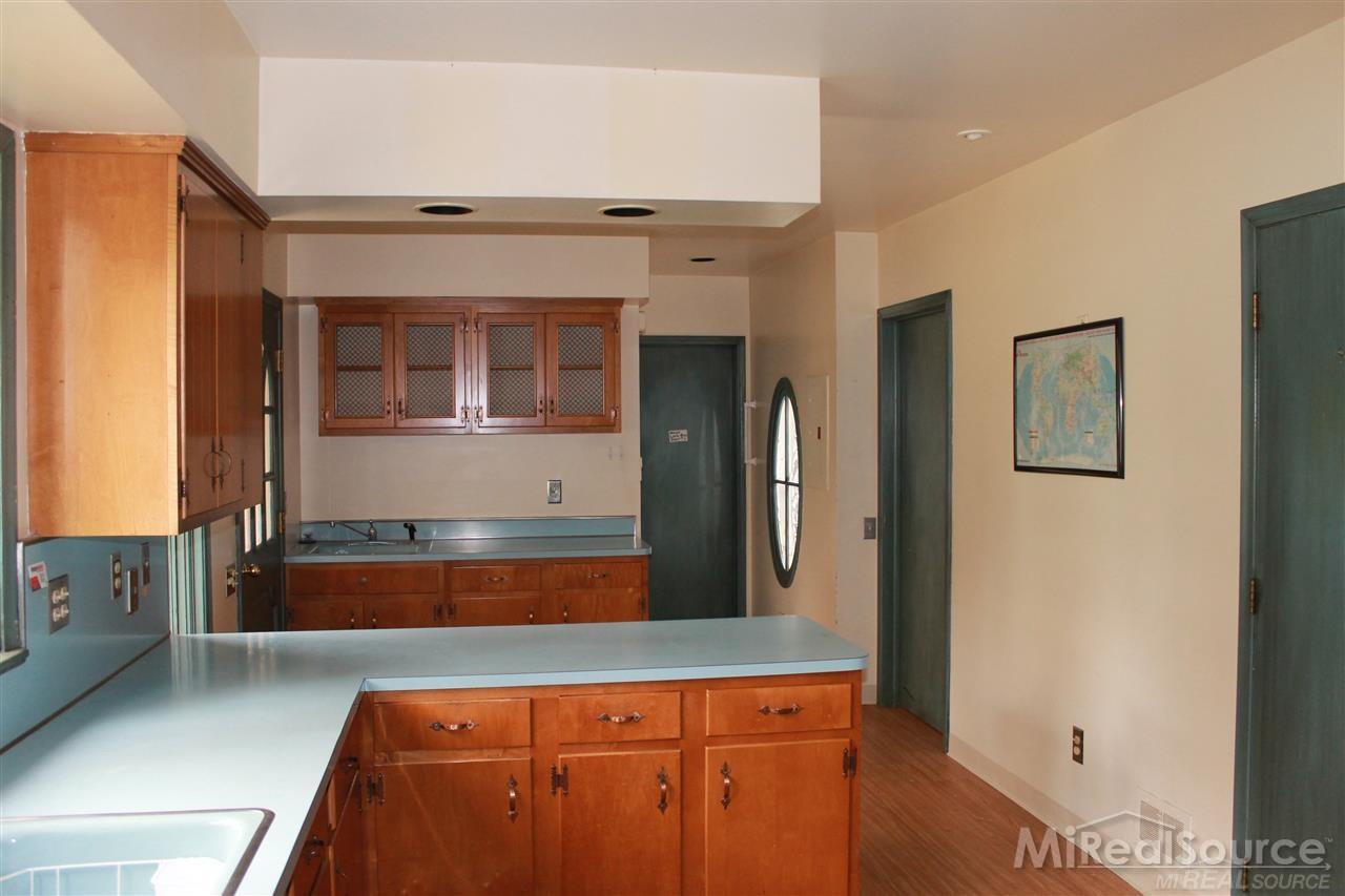261 Lake Shore Road Grosse Pointe Farms, MI 48236 - Photo 22 of 26