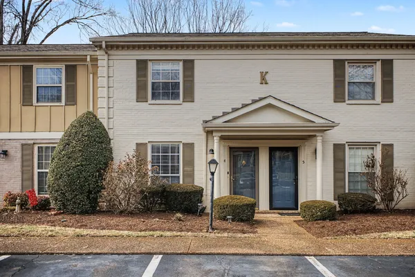 $298,900 | 1011 Murfreesboro Road, Unit K4, Franklin, TN 37064