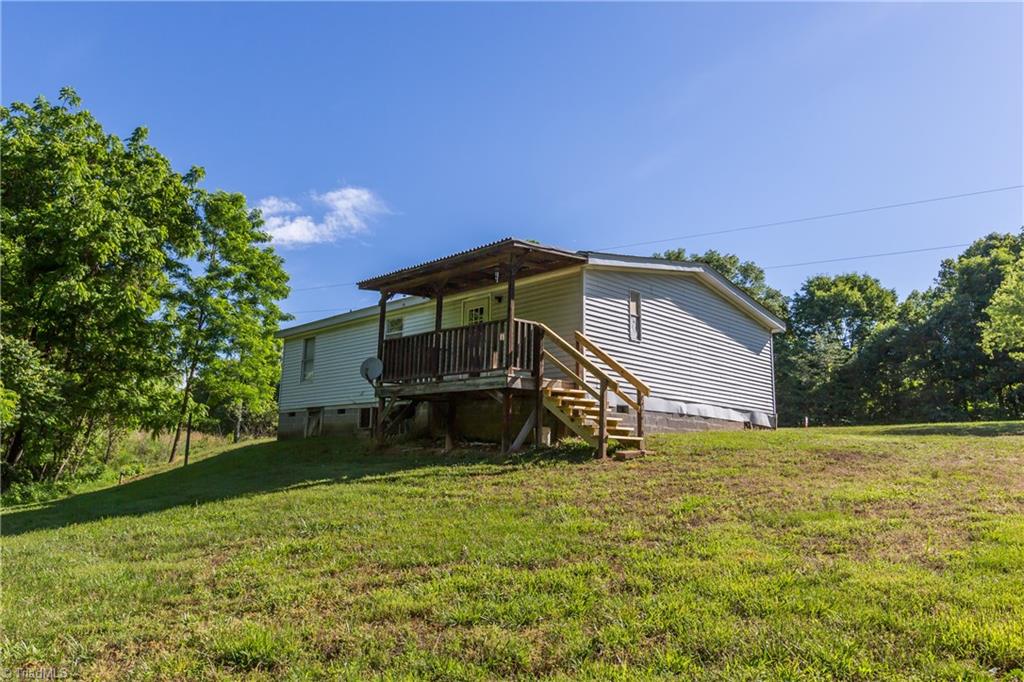 1751 Gentry Road Danbury, NC 27016 - Photo 14 of 16 Gallery Image 14