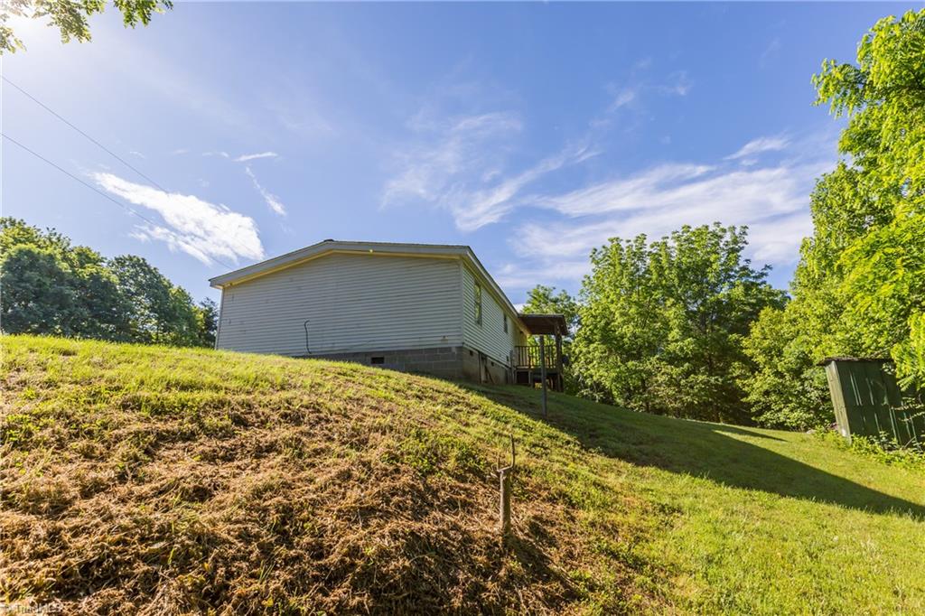1751 Gentry Road Danbury, NC 27016 - Photo 15 of 16 Gallery Image 15
