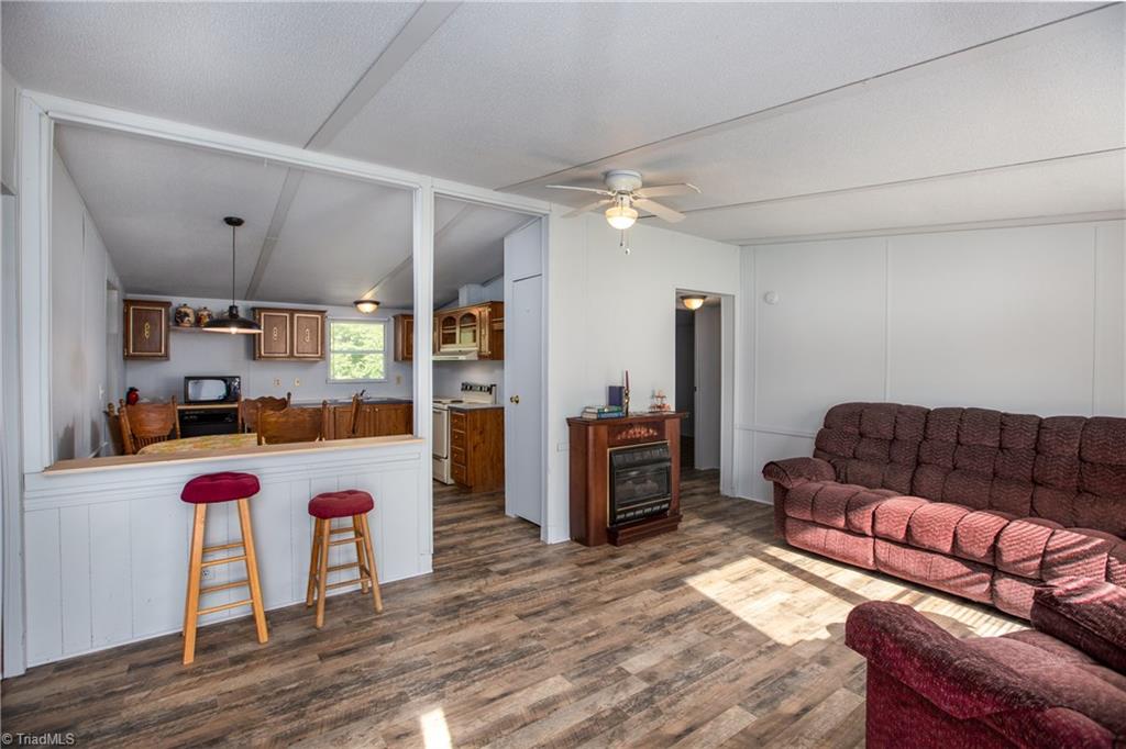 1751 Gentry Road Danbury, NC 27016 - Photo 3 of 16 Gallery Image 3