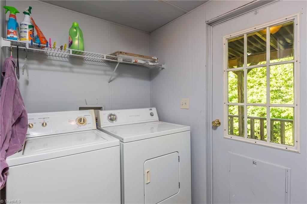 1751 Gentry Road Danbury, NC 27016 - Photo 7 of 16 Gallery Image 7
