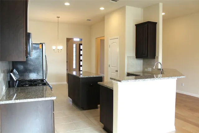 a view of livingroom with furniture and windows