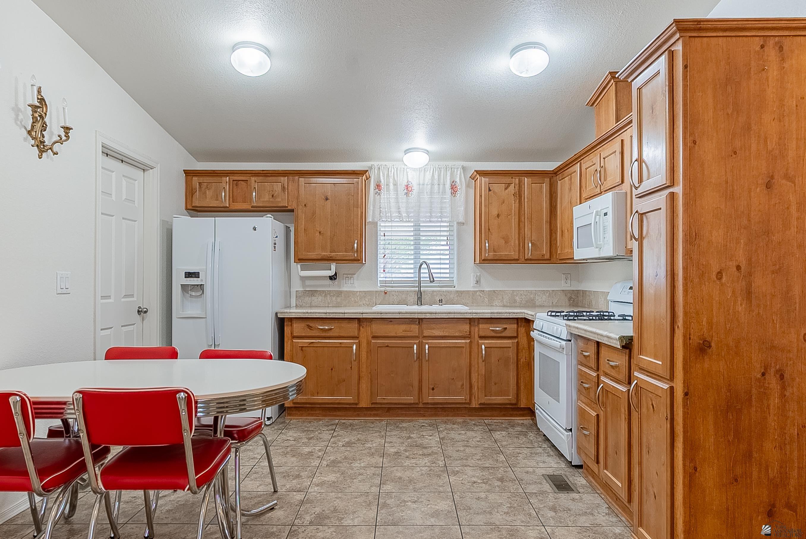 12127 South Shell Avenue Yuma, AZ 85367 - Photo 12 of 33 Gallery Image 12