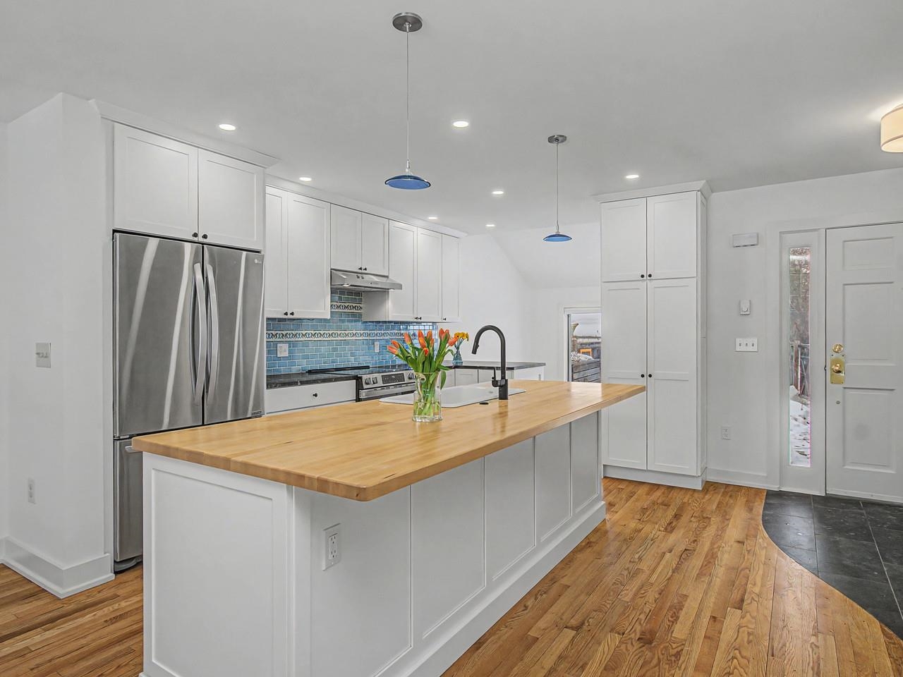 545 South Prospect Street, Unit 22 Burlington, VT 05401 - Photo 13 of 55