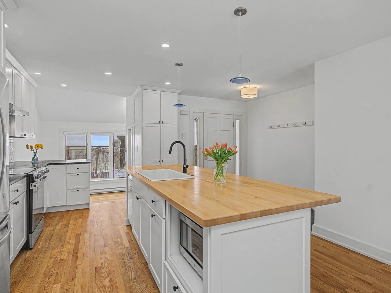 545 South Prospect Street, Unit 22 Burlington, VT 05401 - Photo 14 of 55
