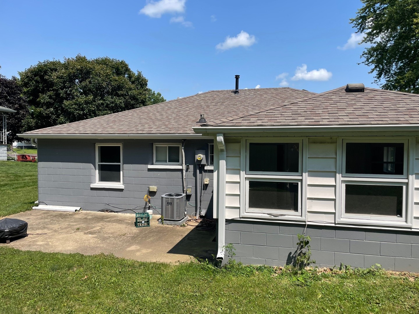 304 South Webster Street Mackinaw, IL 61755 - Photo 25 of 25 a front view of a house with a yard