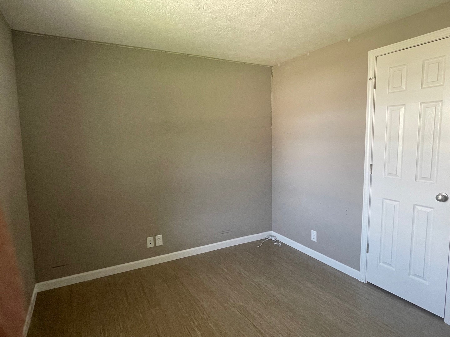 304 South Webster Street Mackinaw, IL 61755 - Photo 4 of 25 a view of an empty room