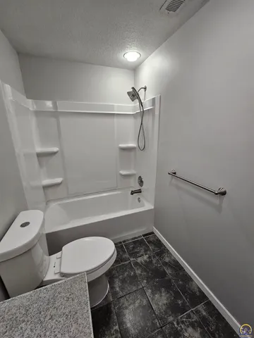 $319,900 | 2309 Sunset Lake Drive, Emporia, KS 66801