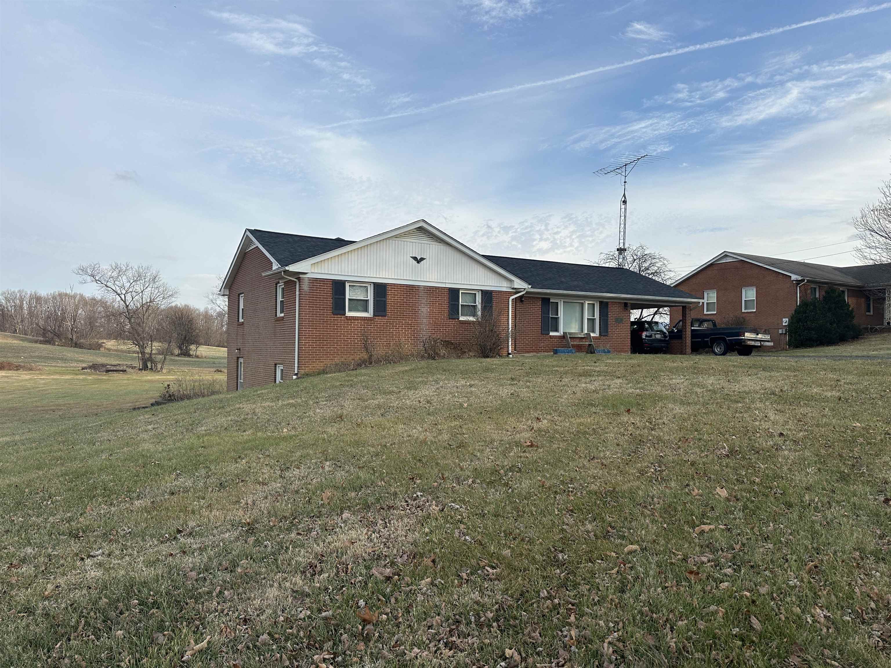 490 Kindig Road Waynesboro, VA 22980 - Photo 2 of 3