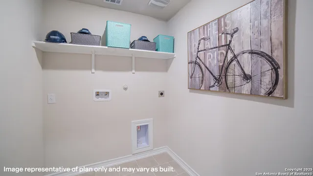 a view of utility room