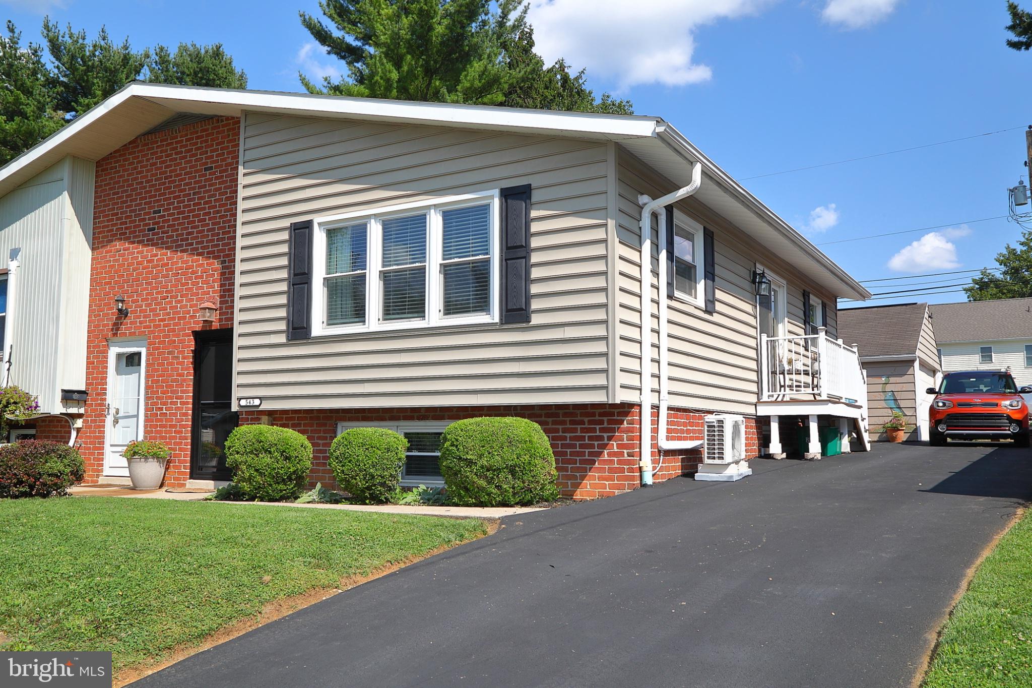 543 Golden Street Lititz, PA 17543 - Photo 1 of 33 Front with 110+ foot Driveway to XLg 1 car garage