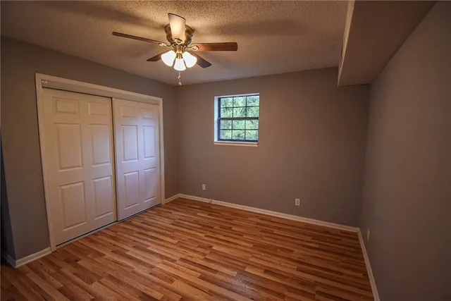 $255,000 | 304 East 164th Terrace, Belton, MO 64012