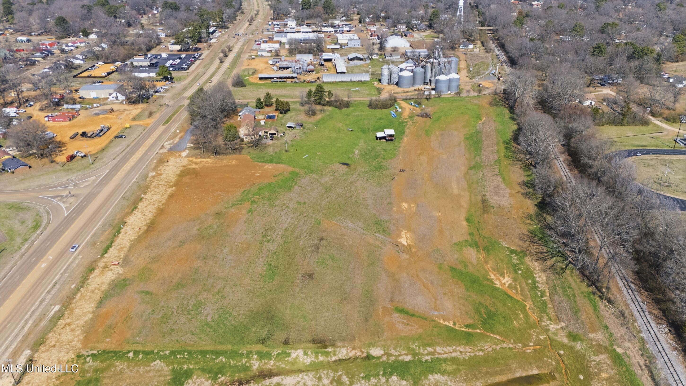 9170 Highway 51 Coldwater, MS 38618 - Photo 4 of 16 2_graves-drone-coldwater_002