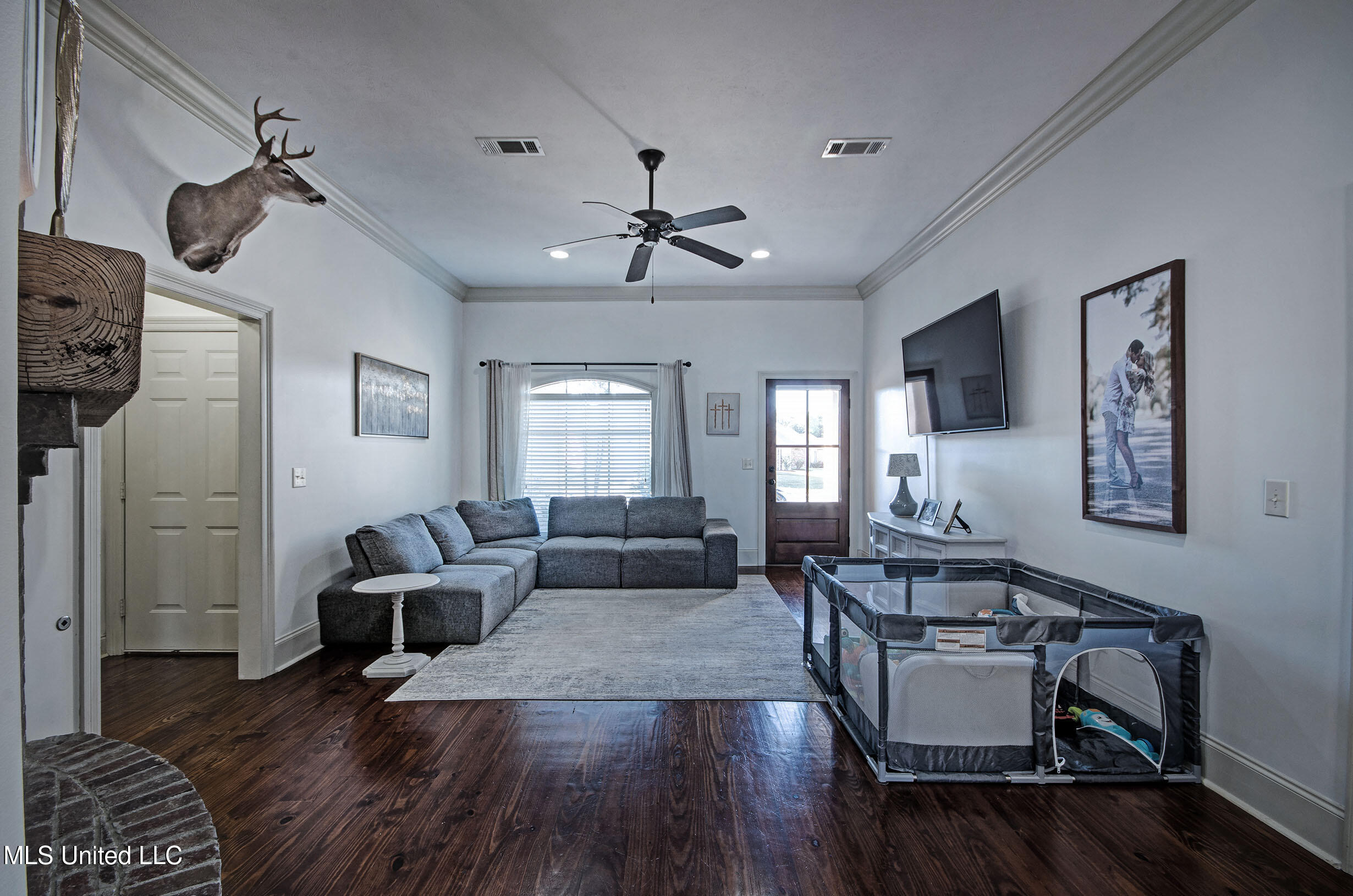 421 Greenfield Ridge Circle Brandon, MS 39042 - Photo 5 of 27 IMGP4229_30_31