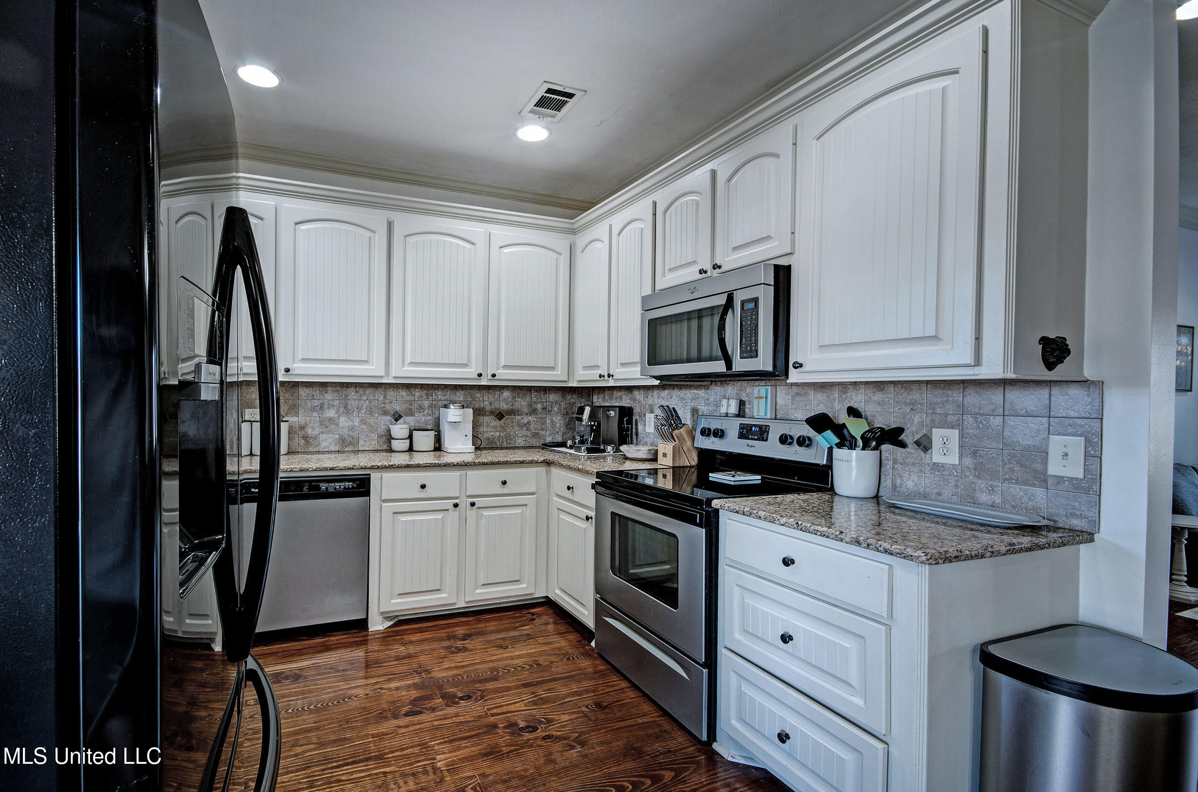 421 Greenfield Ridge Circle Brandon, MS 39042 - Photo 10 of 27 IMGP4247_8_9