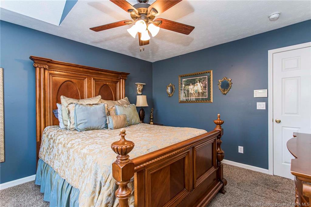 906 Nettle Ridge Road Jeffersonville, IN 47130 - Photo 17 of 48 Gallery Image 17