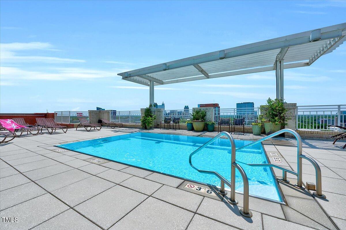 400 West North Street, Unit 1602 Raleigh, NC 27603 - Photo 45 of 47 45-400 W North St 1602-45