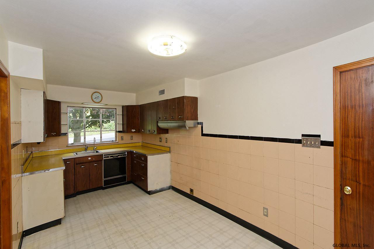 962 Currybush Road Rotterdam, NY 12306 - Photo 16 of 45 Photo 16