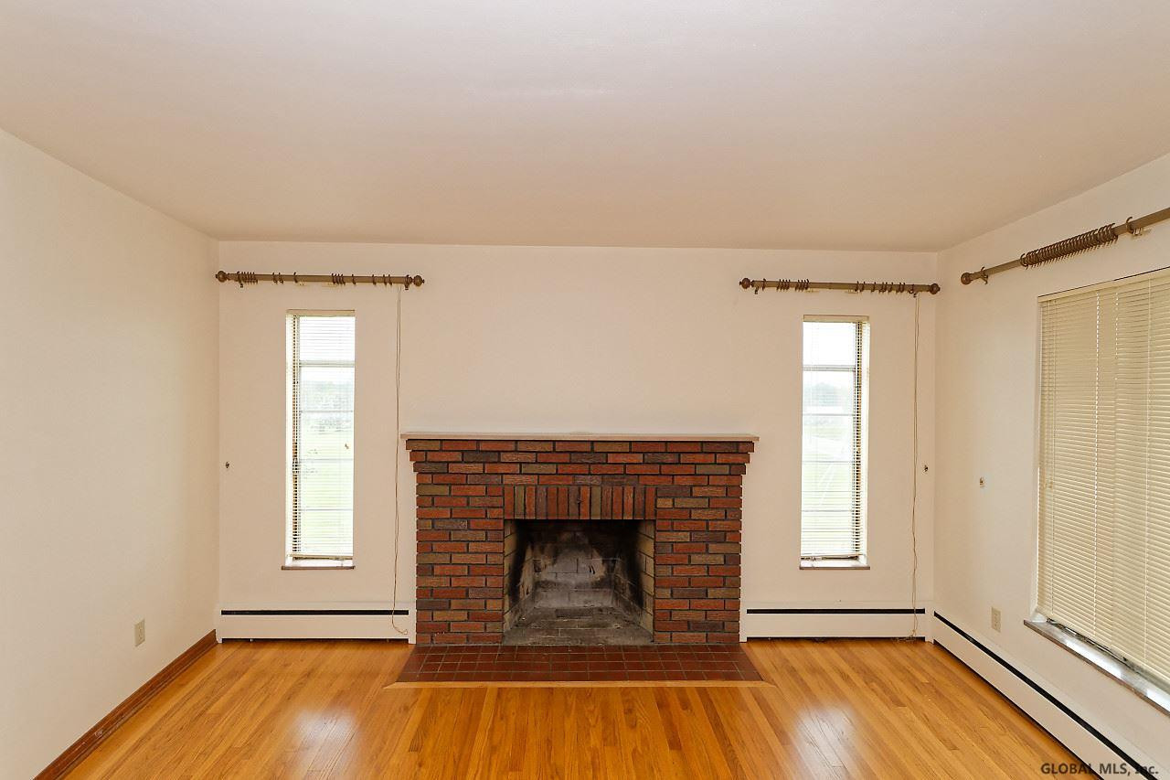 962 Currybush Road Rotterdam, NY 12306 - Photo 6 of 45 Photo 6