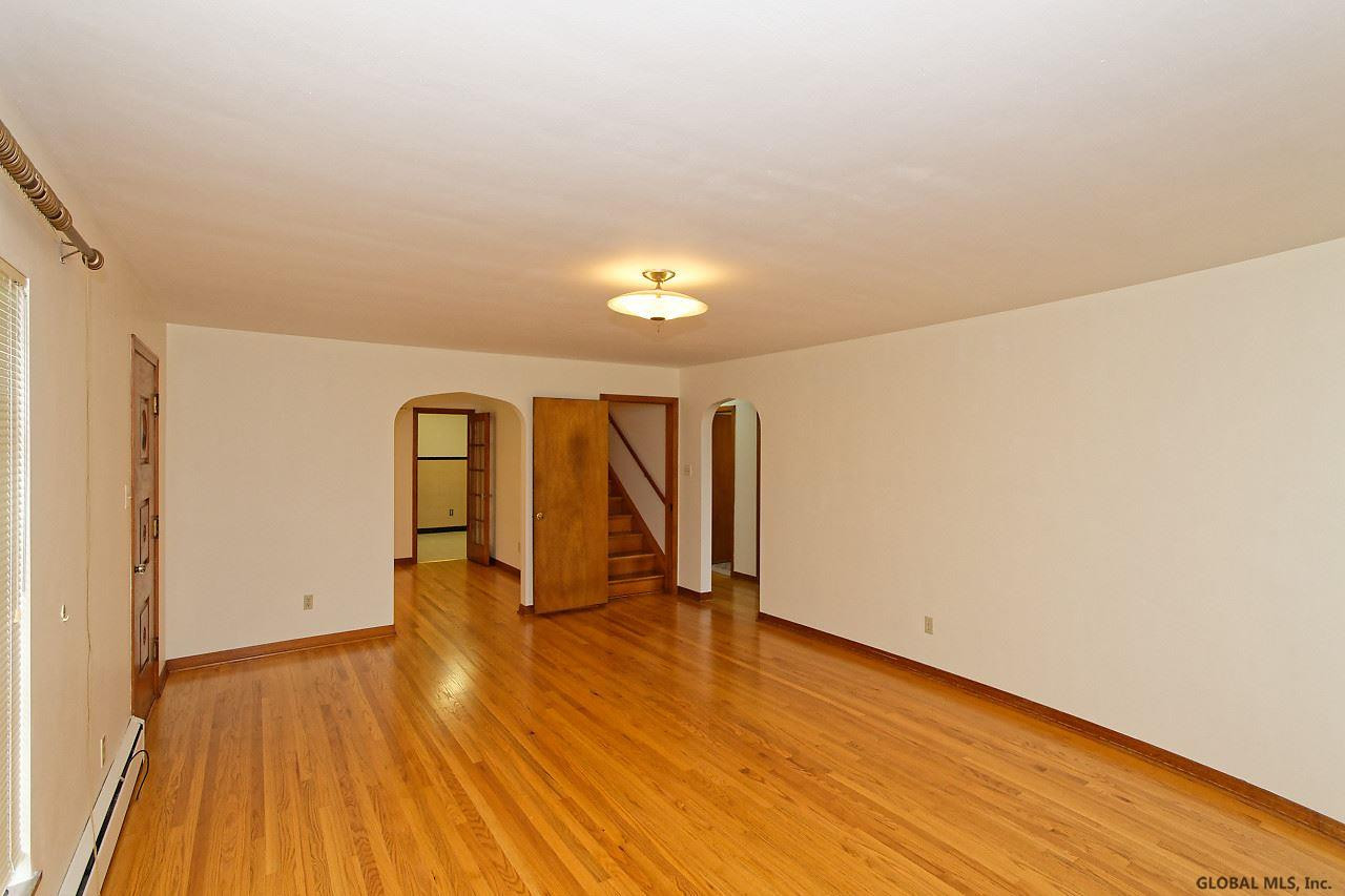 962 Currybush Road Rotterdam, NY 12306 - Photo 8 of 45 Photo 8