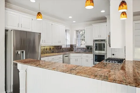 $749,999 | 821 Blue Jay Lane, Coppell, TX 75019