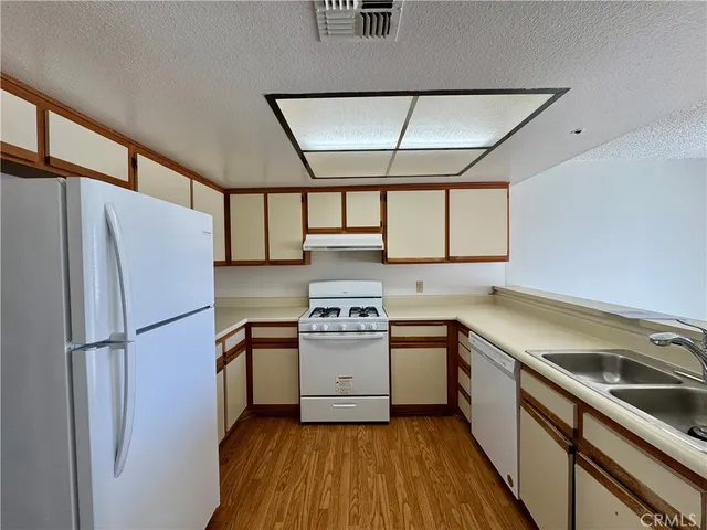 $2,650 | 987 East Del Mar Boulevard, Unit 13, Pasadena, CA 91106