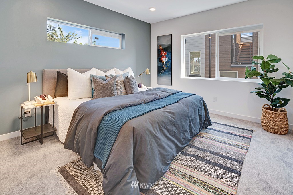 931 Northwest 52nd Street Seattle, WA 98107 - Photo 12 of 20