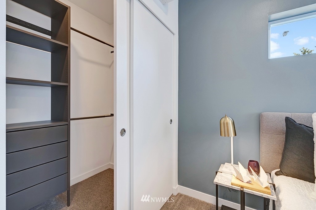 931 Northwest 52nd Street Seattle, WA 98107 - Photo 14 of 20