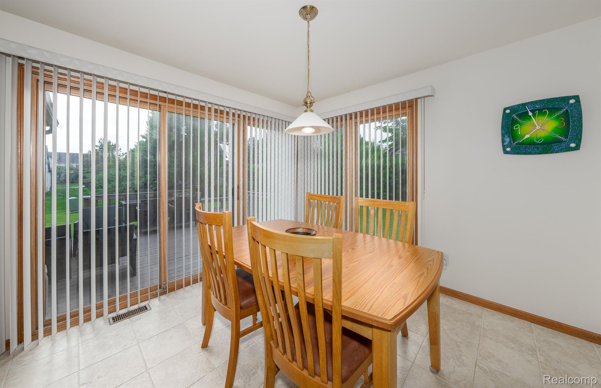 45243 Glengarry Road Canton, MI 48188 - Photo 15 of 39 Breakfast Nook
