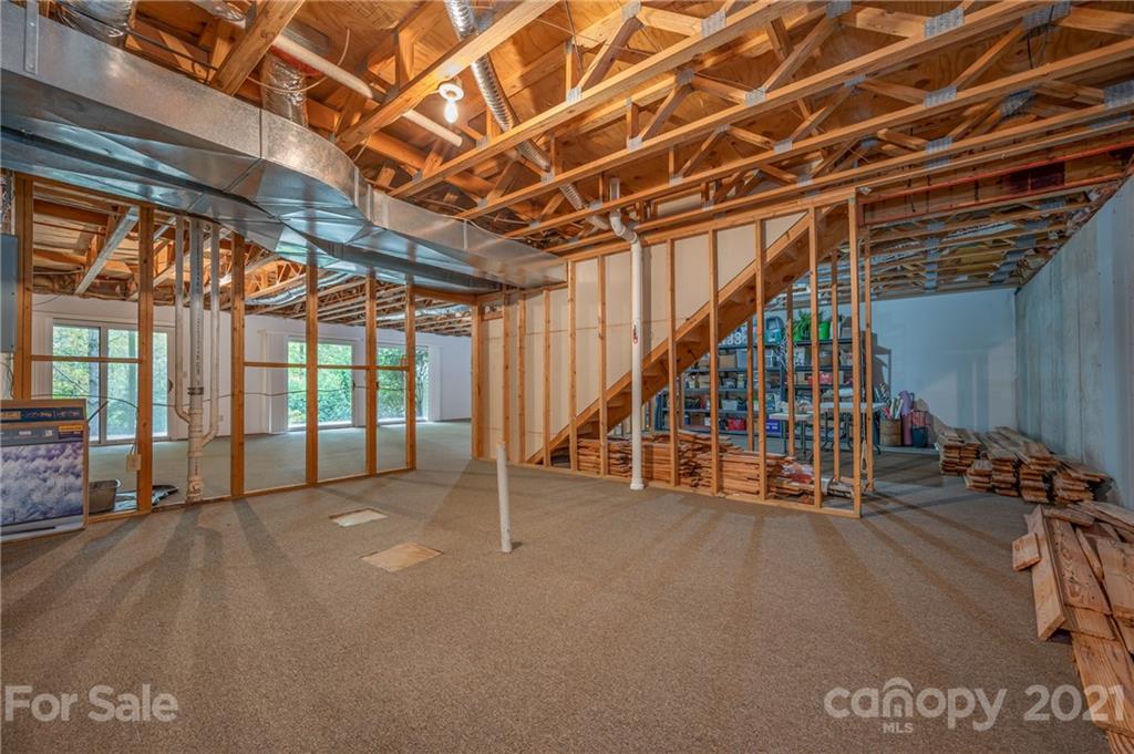 33 Hunting Country Trail Tryon, NC 28782 - Photo 25 of 34 a view of an empty room with windows