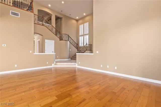 $6,900 | 9805 Queen Charlotte Drive, Las Vegas, NV 89145