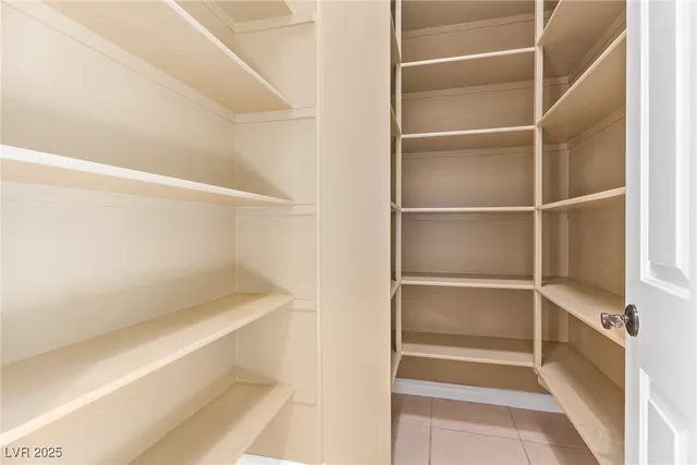 $6,900 | 9805 Queen Charlotte Drive, Las Vegas, NV 89145