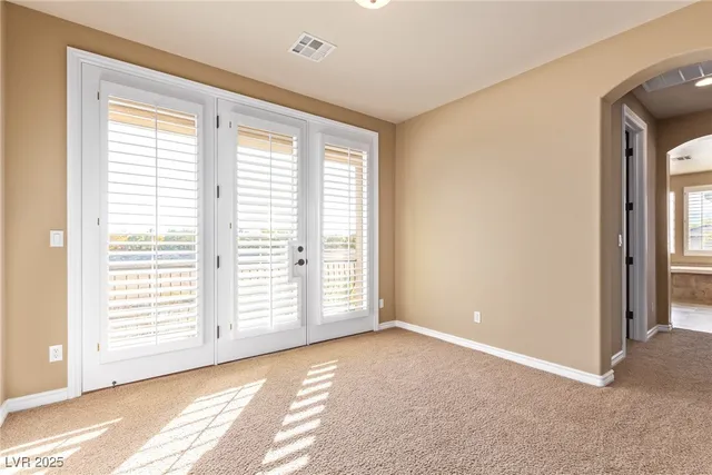 $6,900 | 9805 Queen Charlotte Drive, Las Vegas, NV 89145