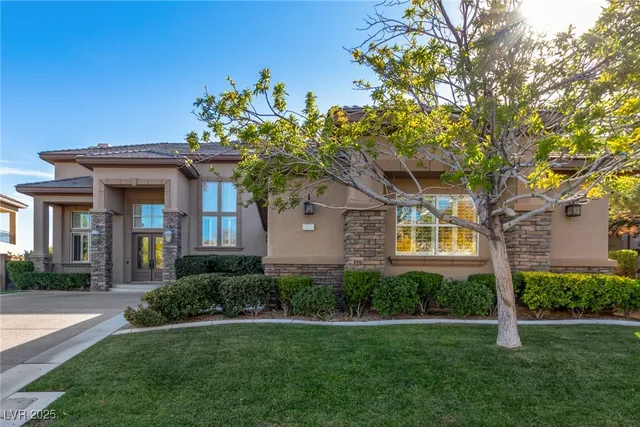 $6,900 | 9805 Queen Charlotte Drive, Las Vegas, NV 89145