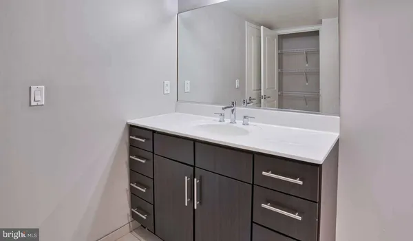 $1,836 | 1815 John F Kennedy Boulevard, Unit 0B1717, Philadelphia, PA 19103