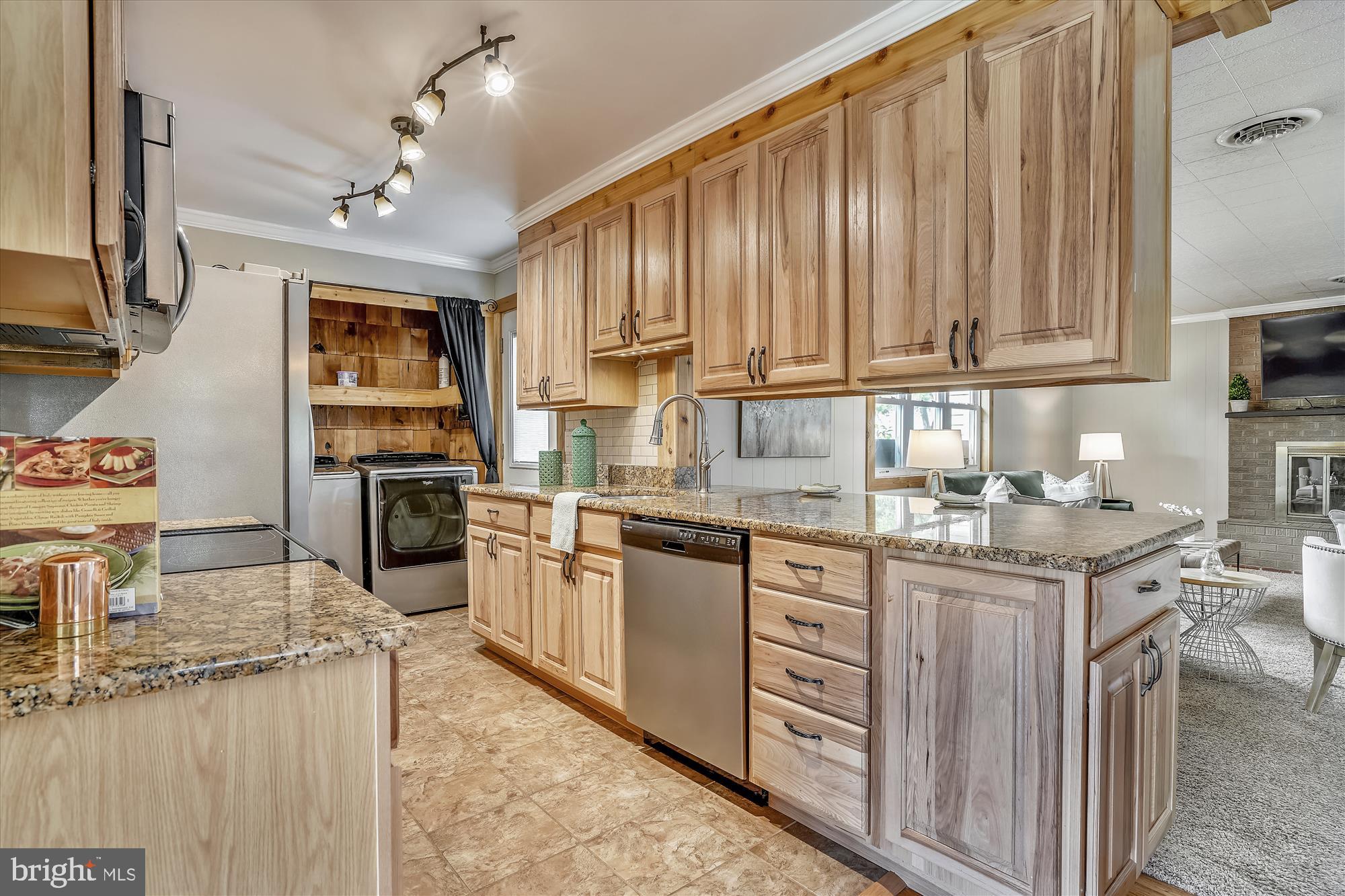 3650 Choptank Road Preston, MD 21655 - Photo 12 of 54 Remodeled kitchen with granite counters