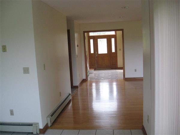 19 Brigham Road Paxton, MA 01612 - Photo 5 of 17 Gallery Image 5