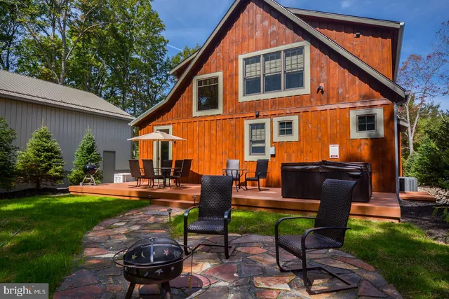 $499,900 | 873 Paradise Heights, Oakland, MD 21550