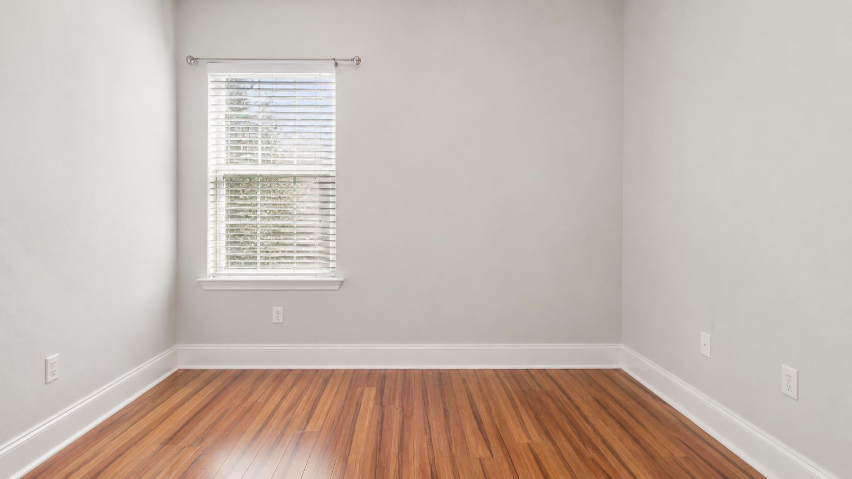906 Symphony Way Freeport, FL 32439 - Photo 15 of 68 Guest Bedroom 1