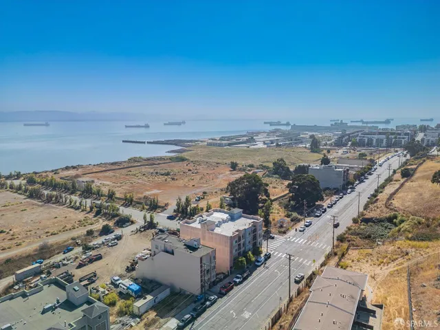 $649,000 | 818 Innes Avenue, San Francisco, CA 94124