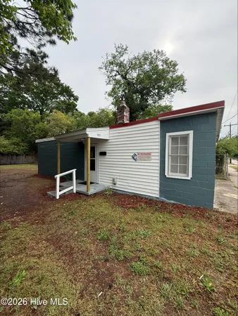 $1,100 | 905 Nash Street, Wilson, NC 27893